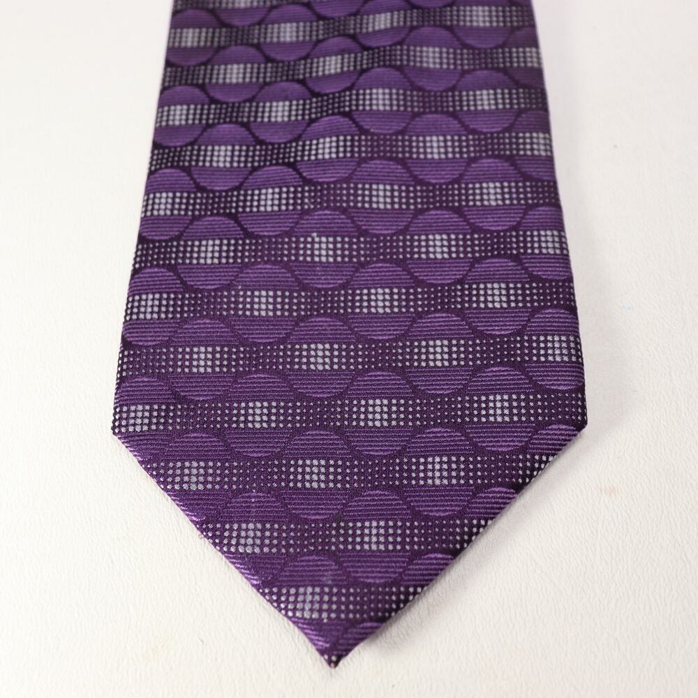 Giorgio Bissoni for Valentino Tie Mens 59 in Silk Purple LIlac Geometric Wide
